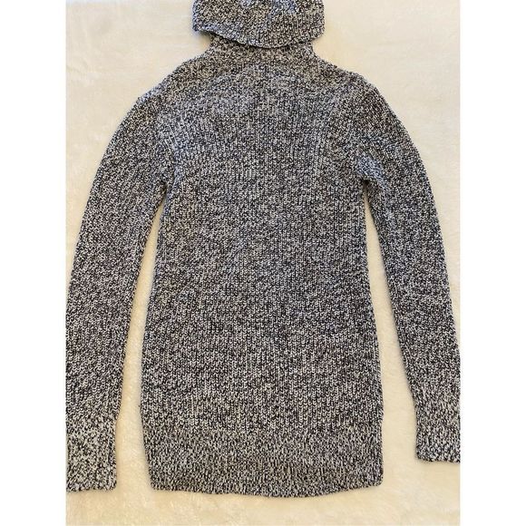 Abercrombie and Fitch sweater dress - Picture 5 of 5